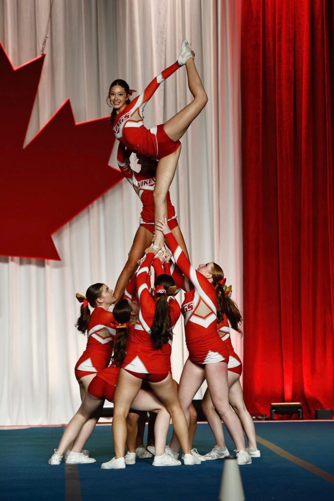 hammarskjold-cheerleading-team-competition