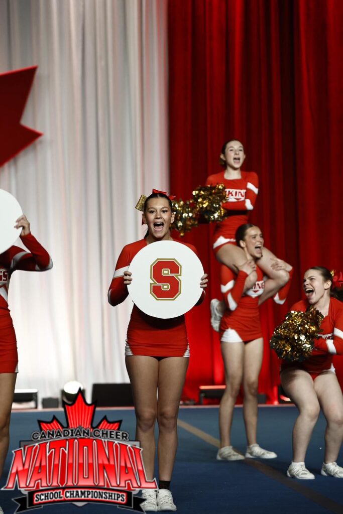 hammarskjold-cheerleading-team-competition