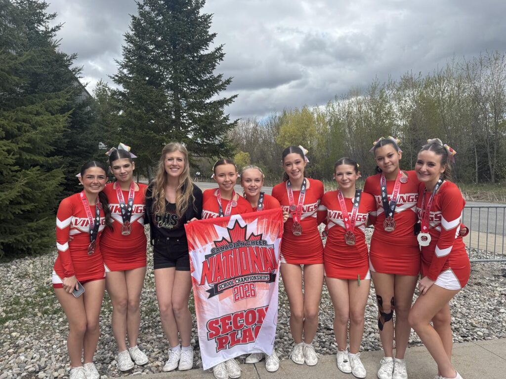 hammarskjold-cheerleading-team