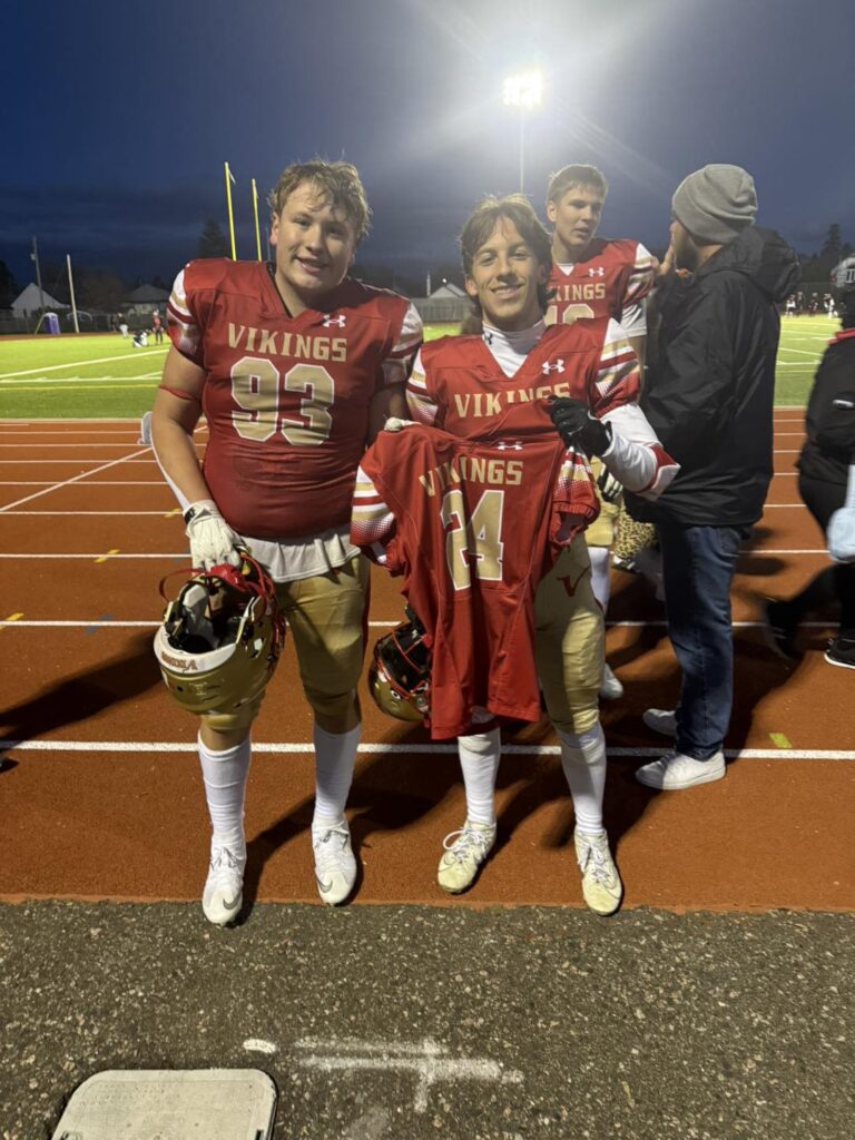 hammarskjold-football-boys-two