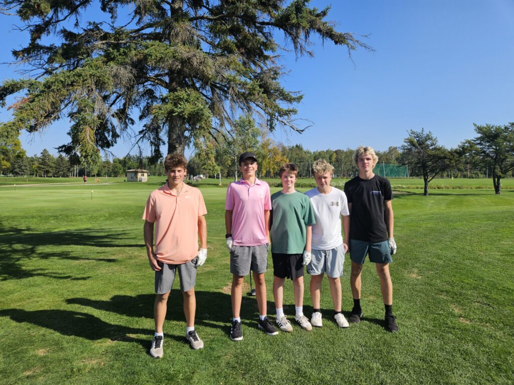 hammarskjold-golf-boys