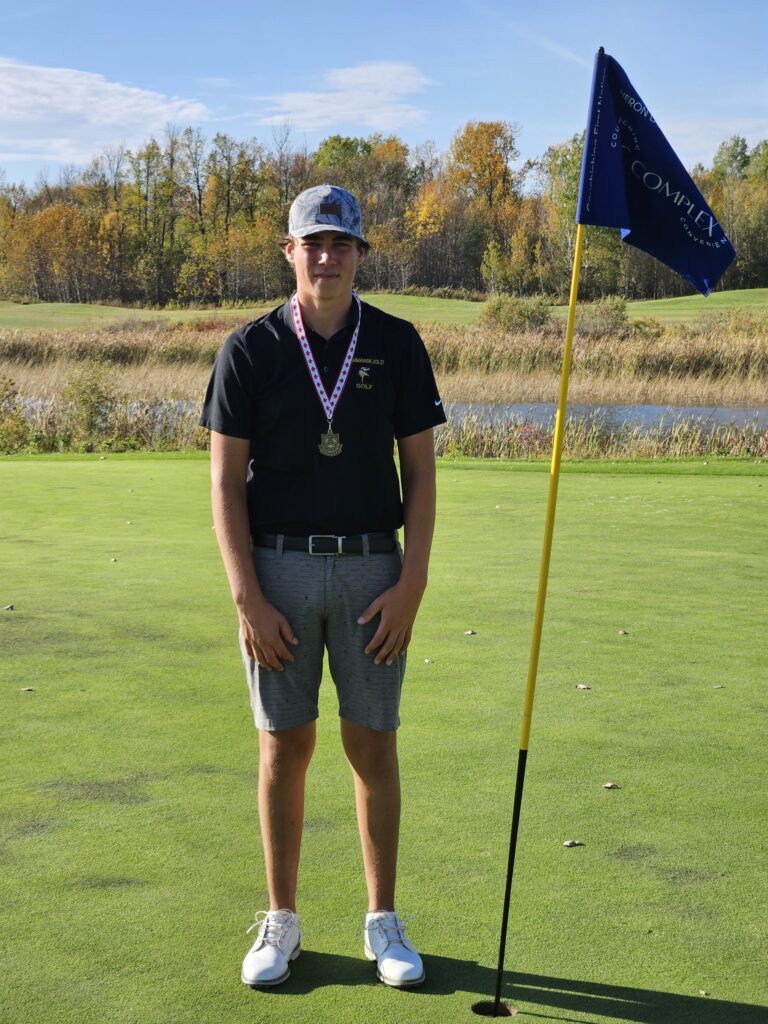 hammarskjold-golf-team