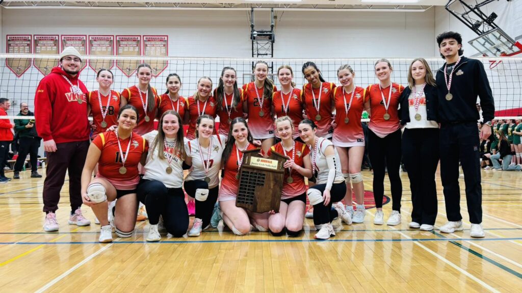 hammarskjold_girls_volleyball