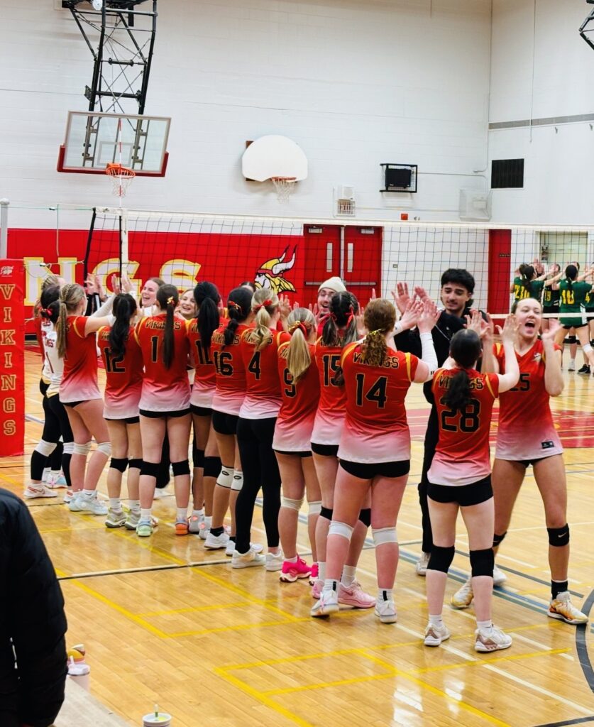 hammarskjold_girls_volleyball