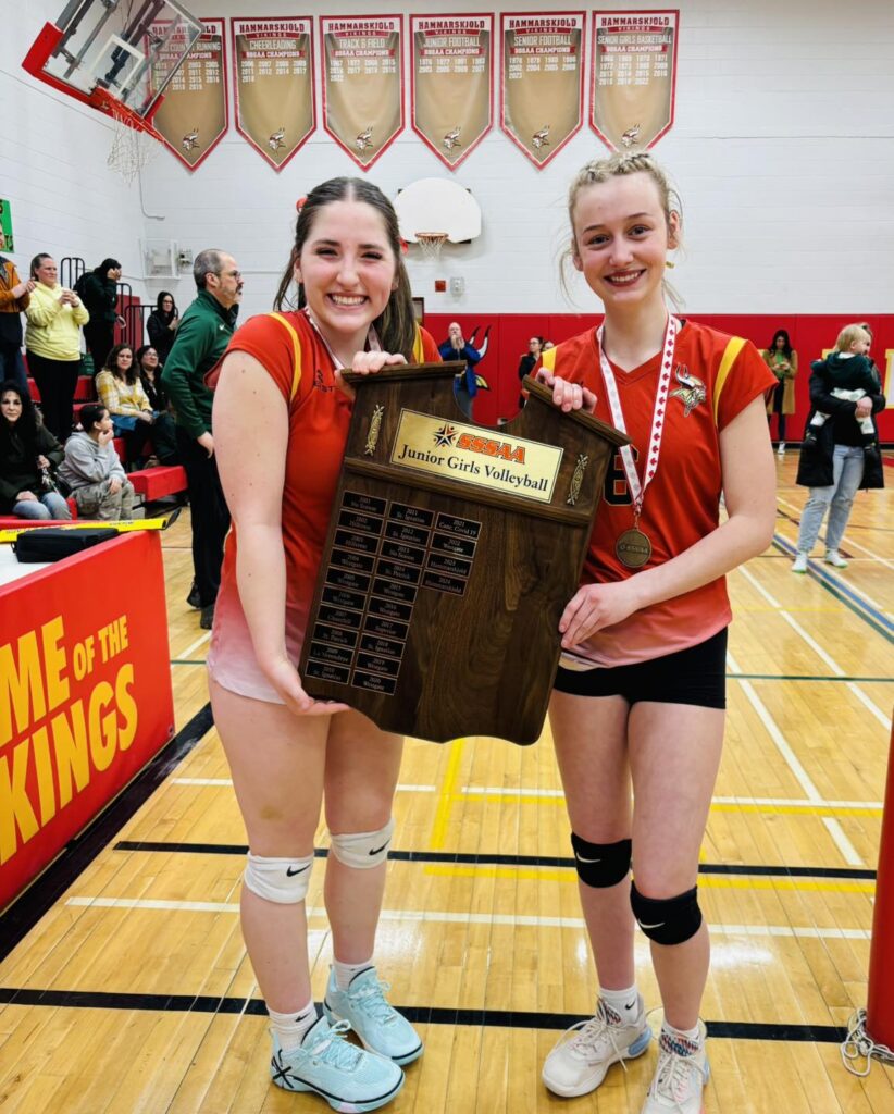 hammarskjold_girls_volleyball