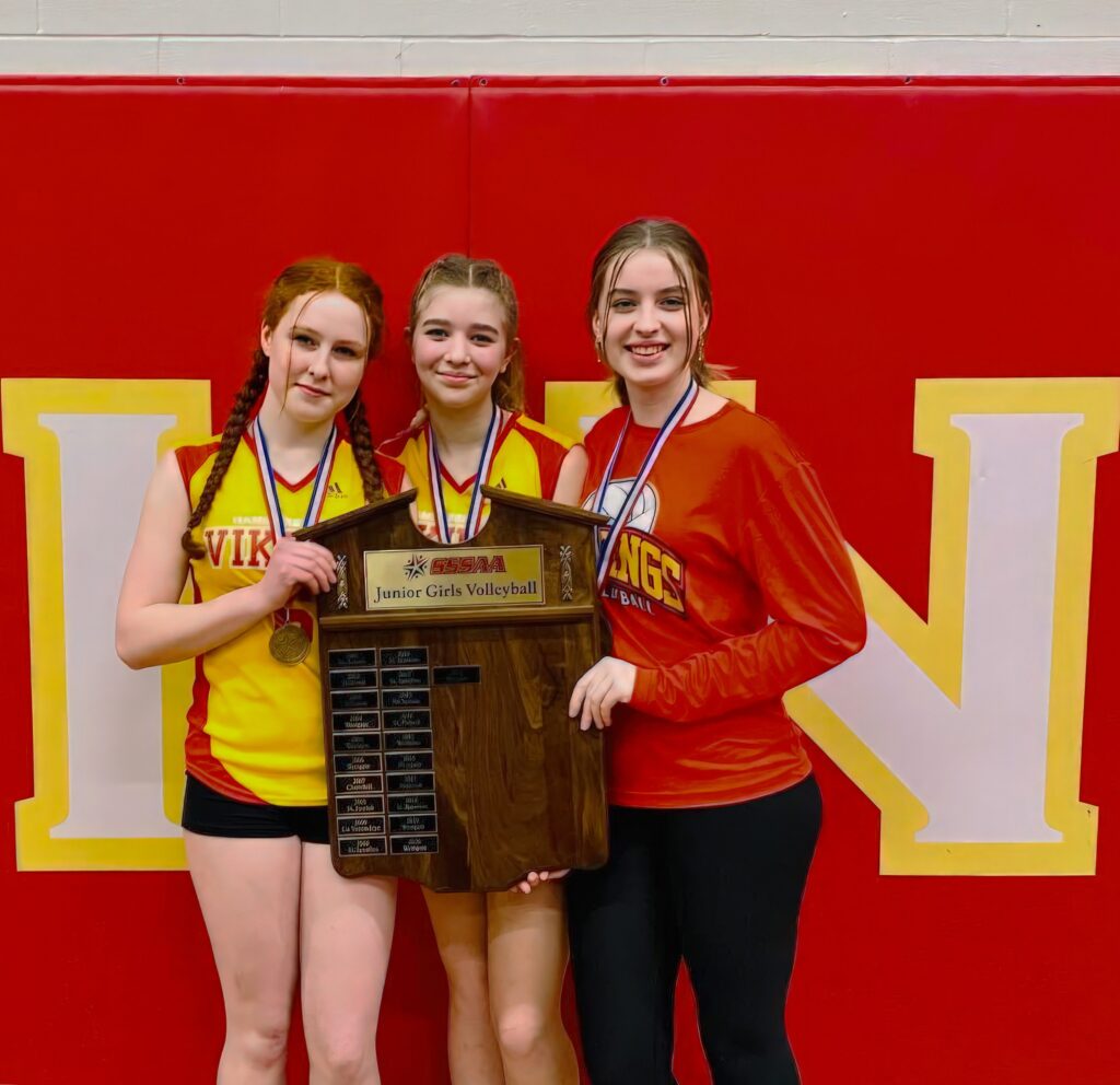 hammarskjold_girls_volleyball