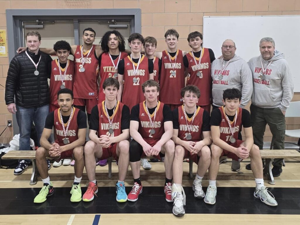 hammarskjold-basketball-boys