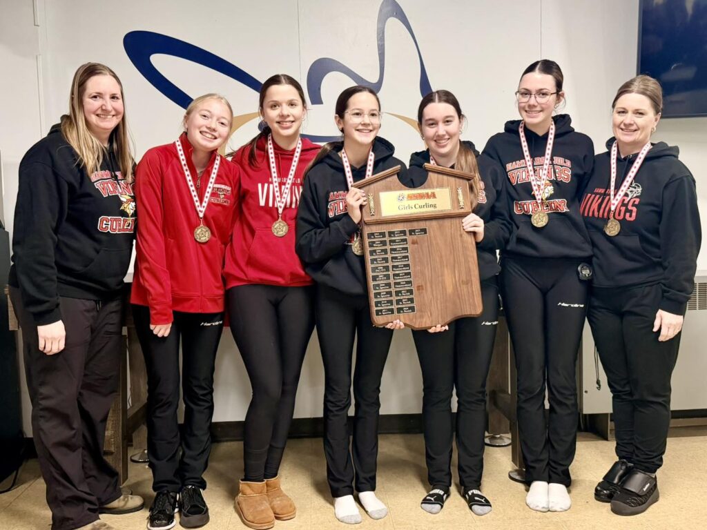 hammarskjold-curling-girls-team
