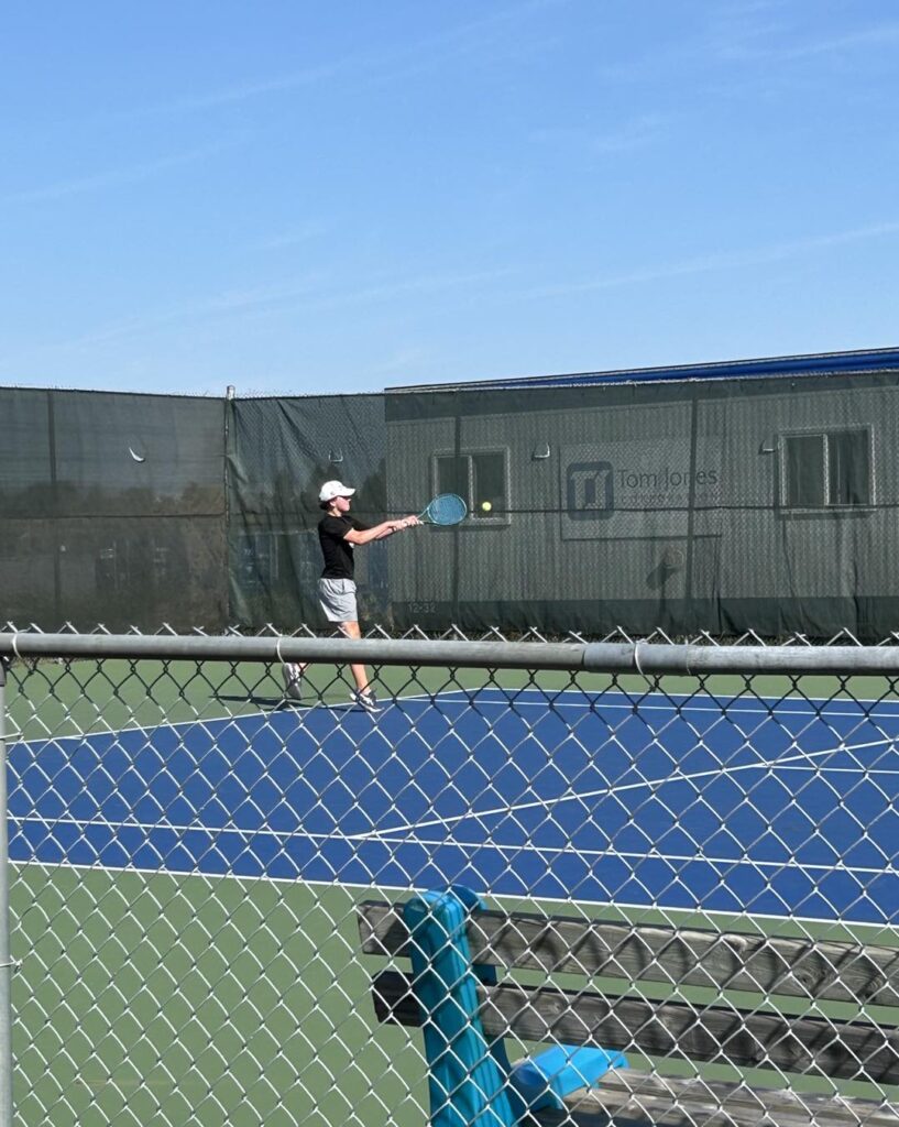 hammarskjold-tennis-team-playing