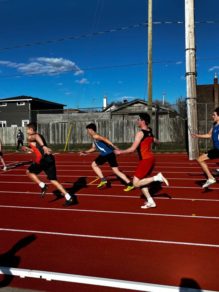 la-vérendrye-track-&-field-boys-running