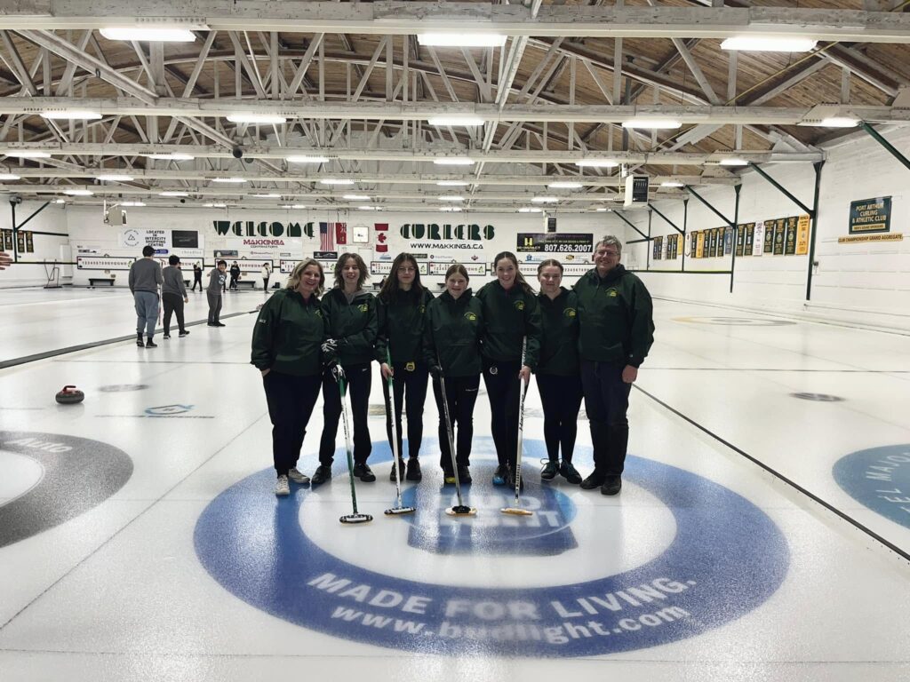 st-patrick-curling-girls-team