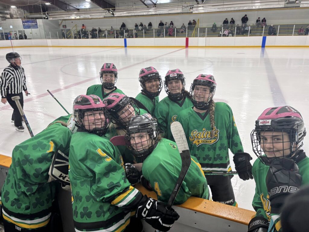 st-patrick-girls-hockey-team