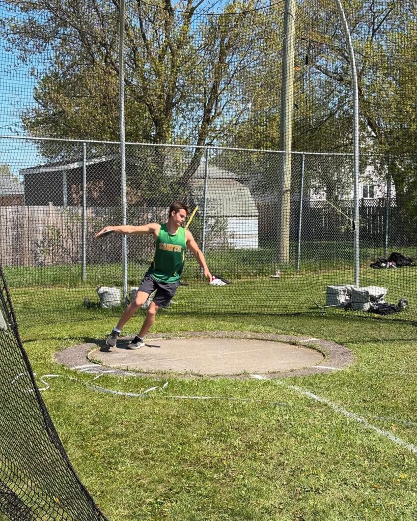 st-patrick-track-&-field-throwing