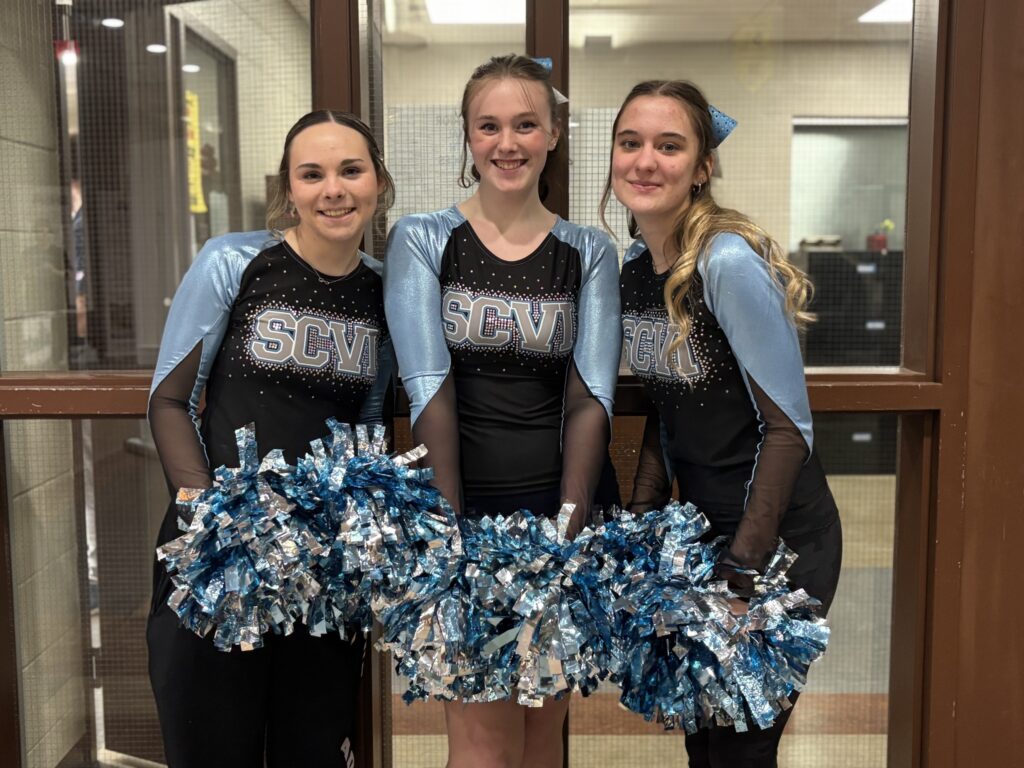 superior-cheerleading-3-girls
