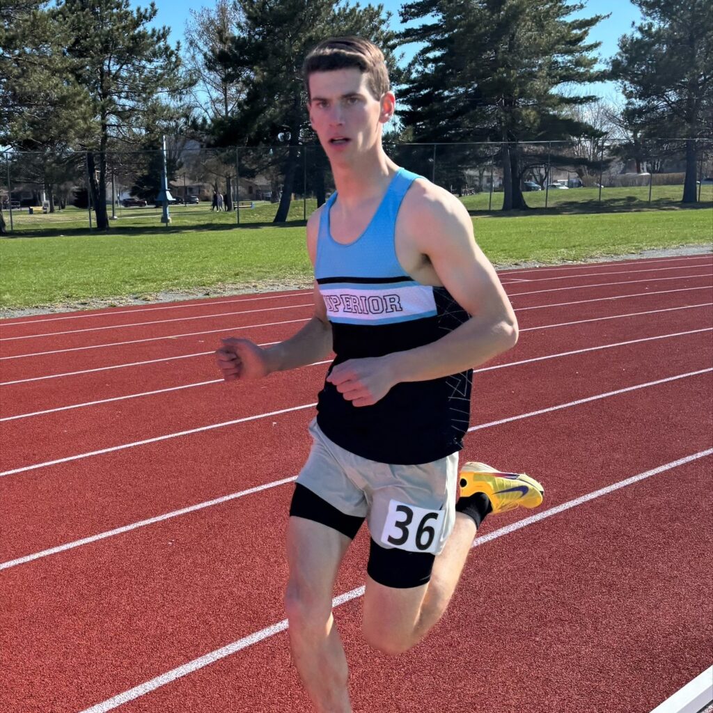 superior-track-&-field-running
