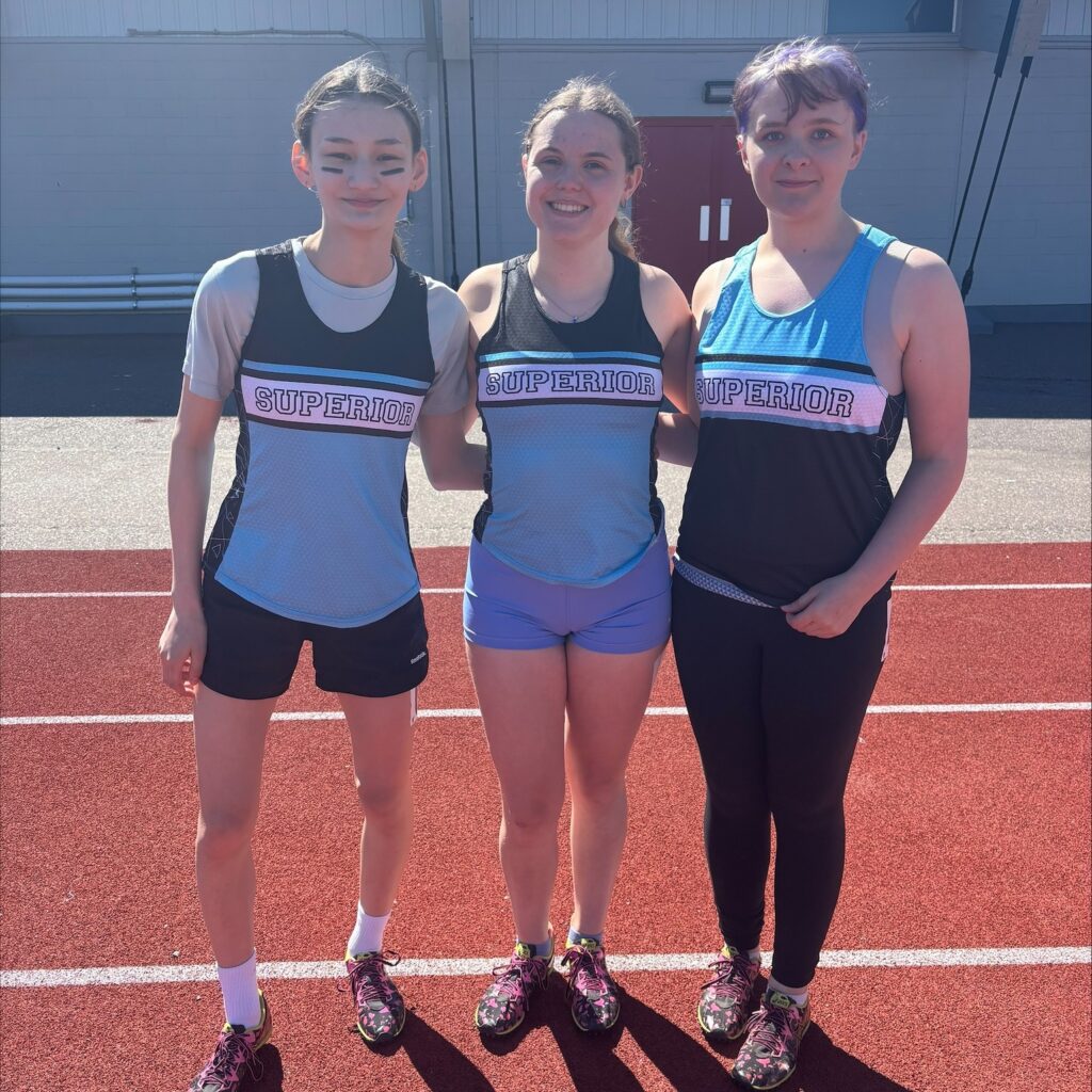 superior-track-&-field-group