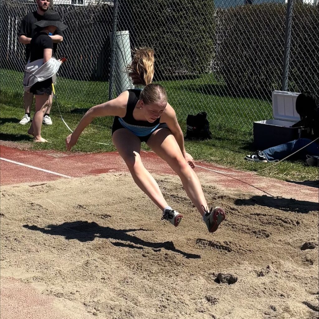 superior-track-&-field-long-jump-girls