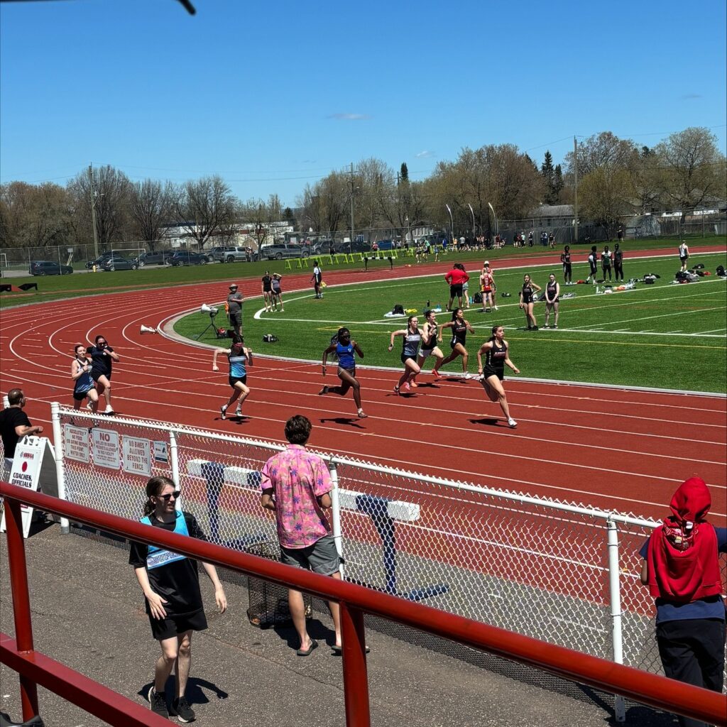 superior-track-&-field-running