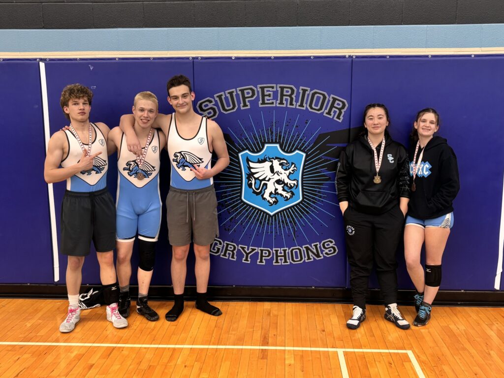 superior-wrestling-girls-and-boys