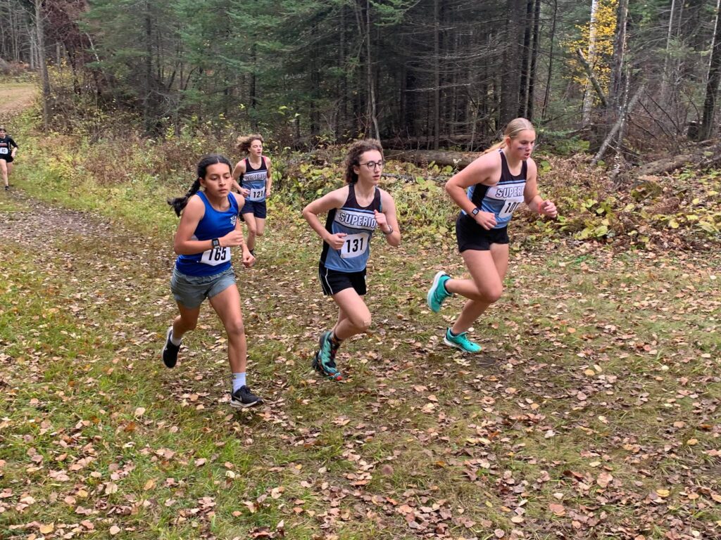 superior-cross-country-girls