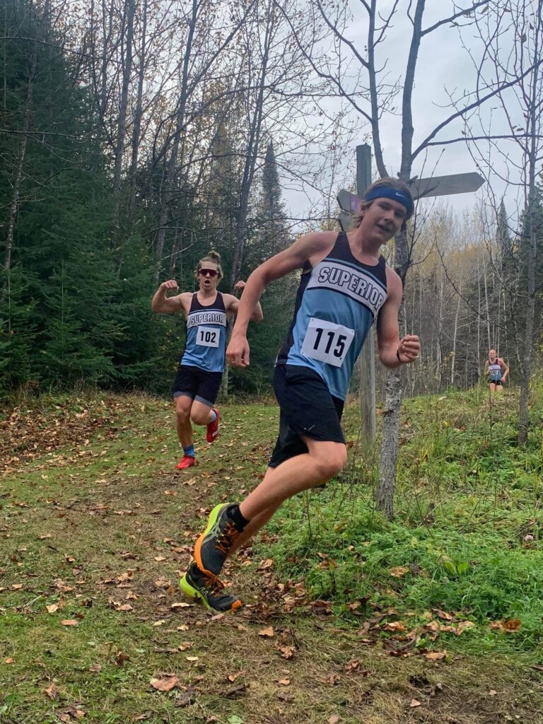 superior-cross-country-boys
