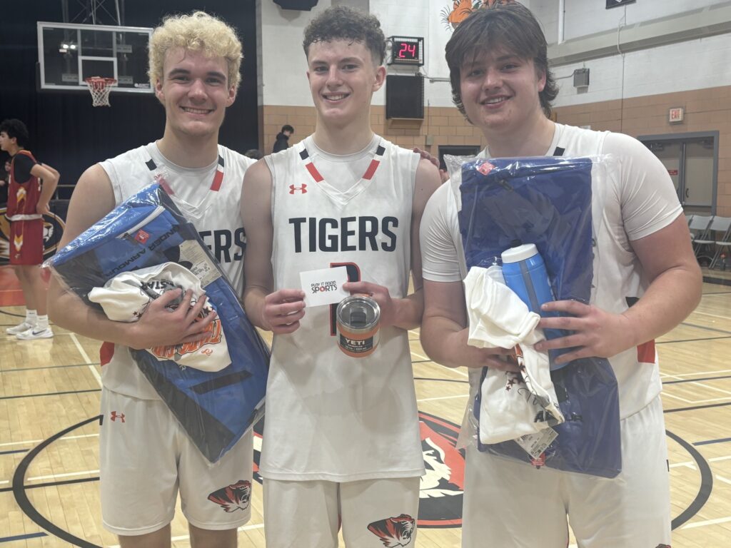 westgate-basketball-boys-team-three-boys