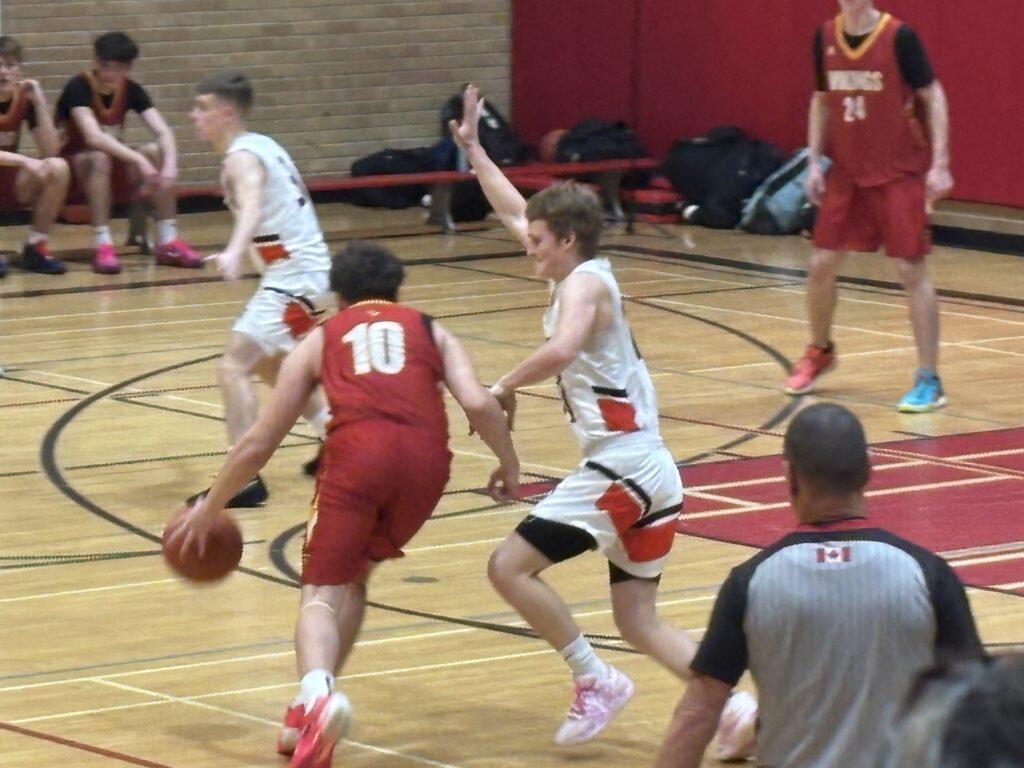 westgate-vs-hammarskjold-basketball-team