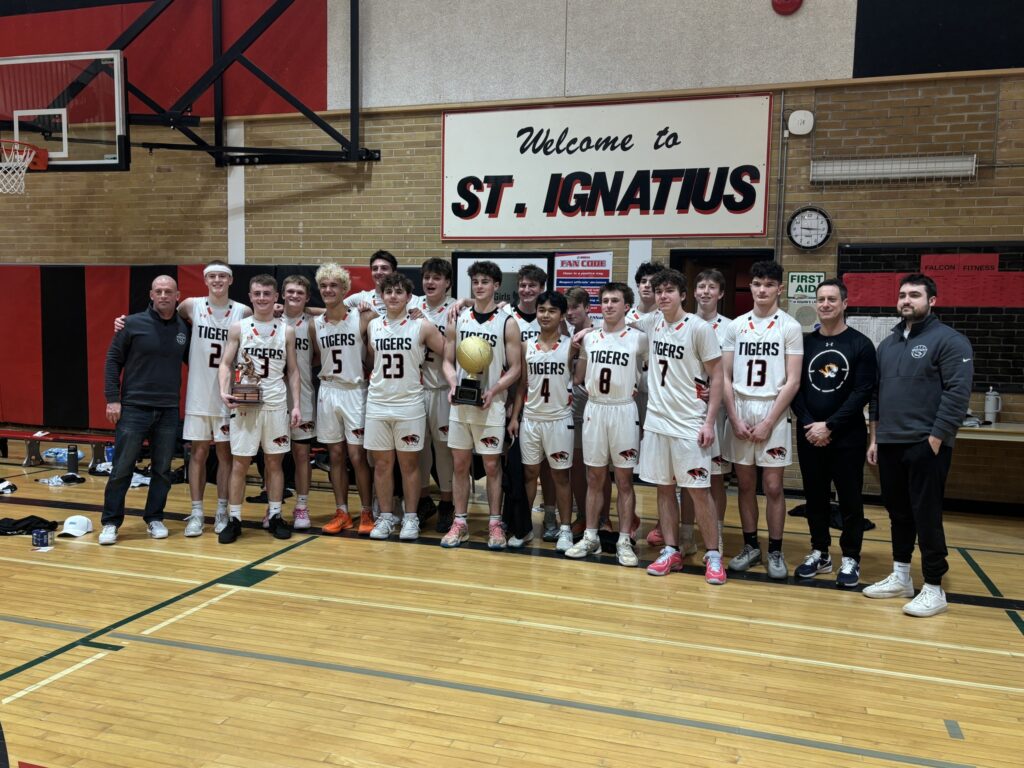 westgate-basketball-boys-team-with-trophy