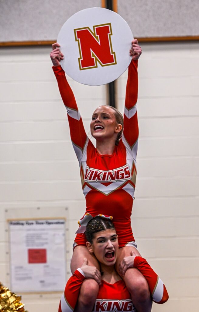 hammarskjold-girls-cheerleading-competition