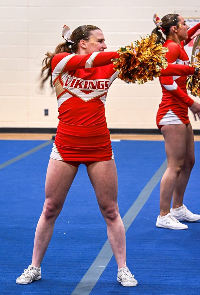 hammarskjold-girls-cheerleading-competition