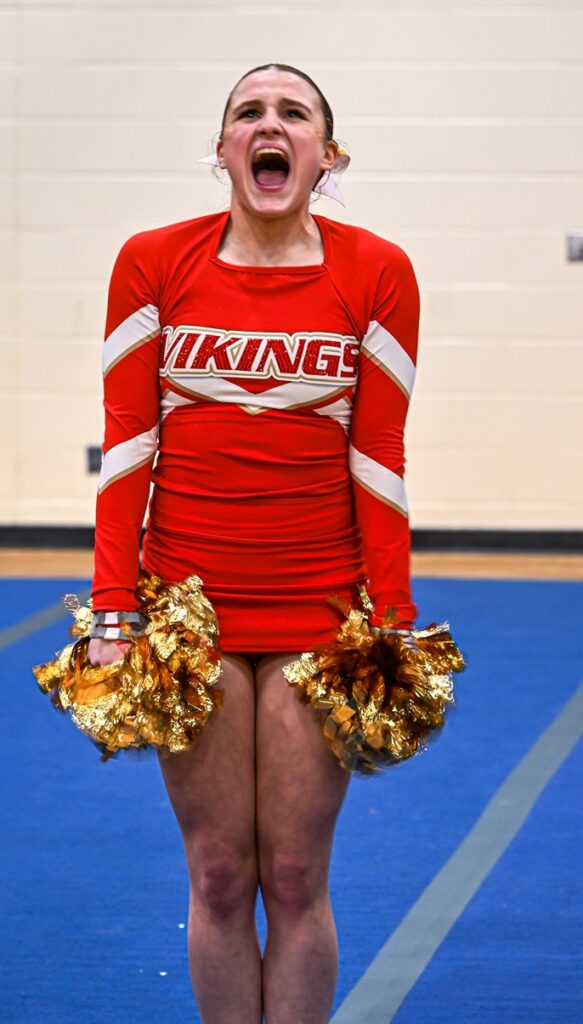 hammarskjold-girls-cheerleading-competition