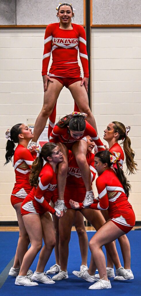 hammarskjold-girls-cheerleading-competition