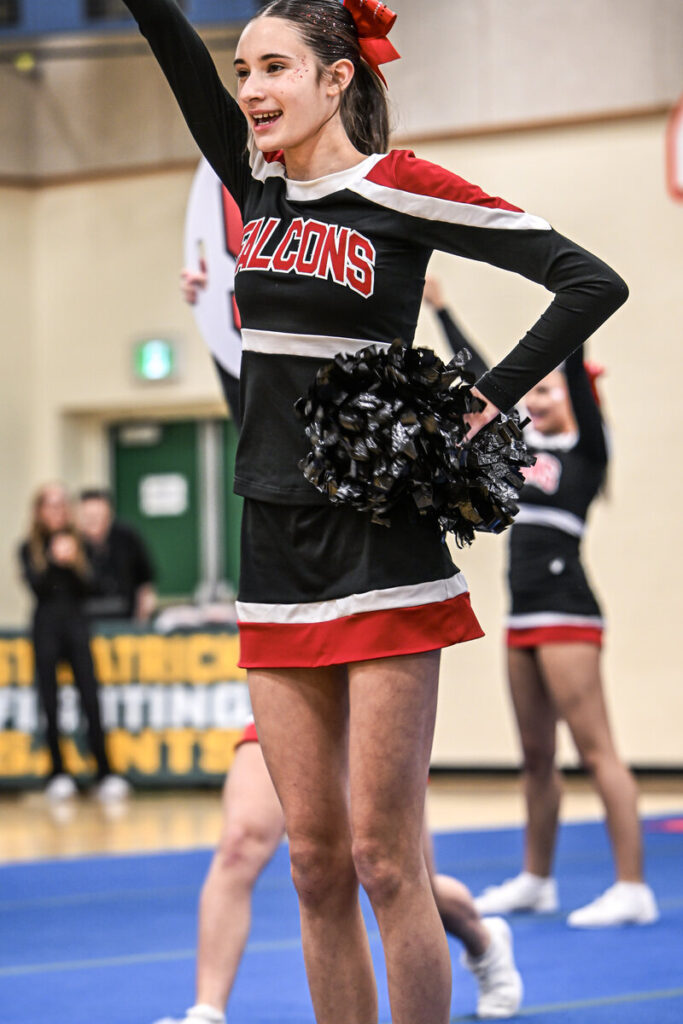 st-ignatius-girls-cheerleading-competition