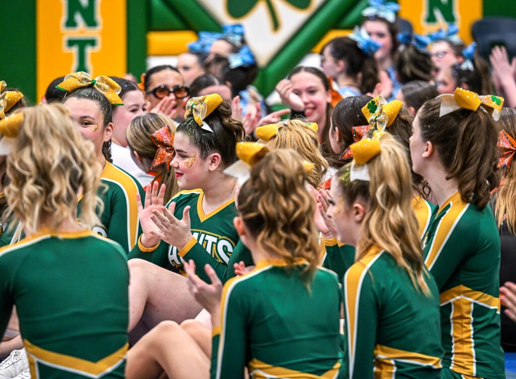 st-patrick-girls-cheerleading-competition