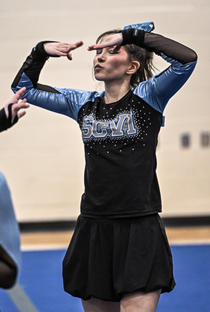 superior-cvi-girls-cheerleading-competition