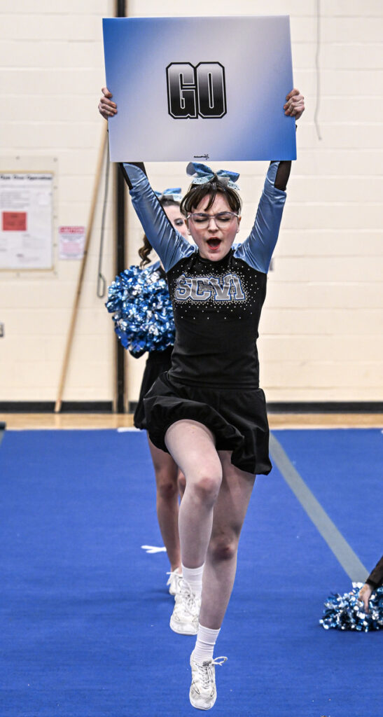 superior-cvi-girls-cheerleading-competition
