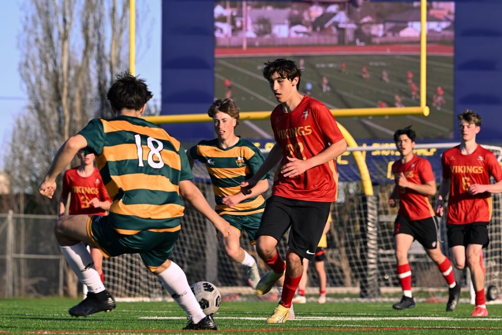 hammarskjold-st-patrick-teams-playing-final-soccer-game