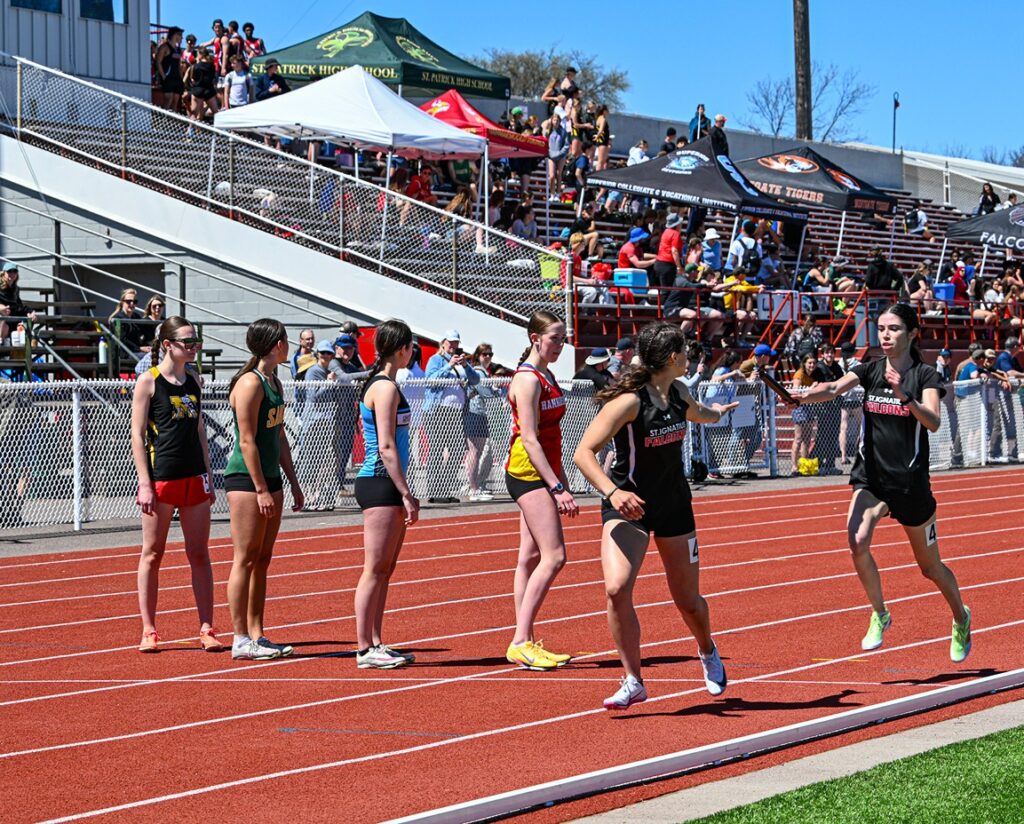 sssaa-track-and-field-competition-running-relay