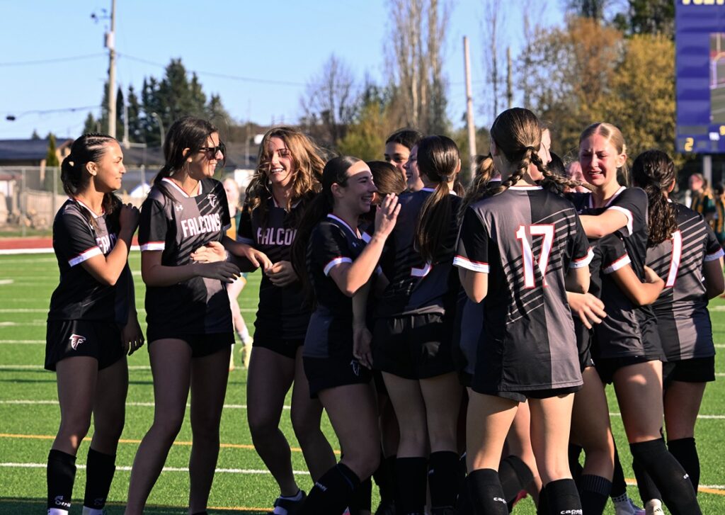 st-ignatius-girls-soccer-team-winning-celebrating