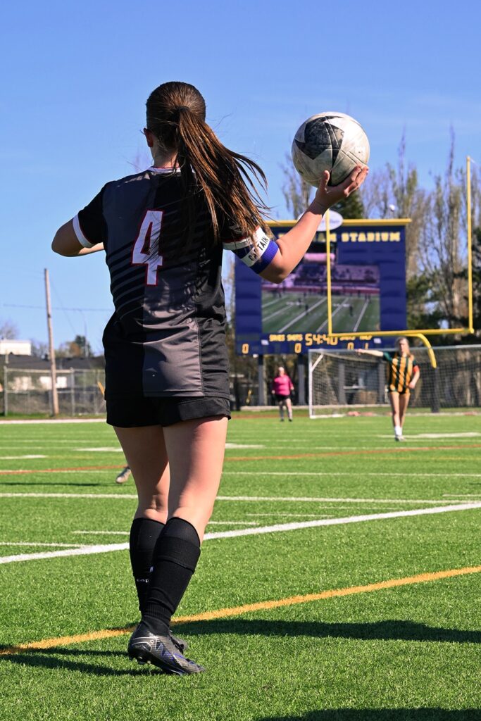 st-ignatius-girls-soccer-team-playing