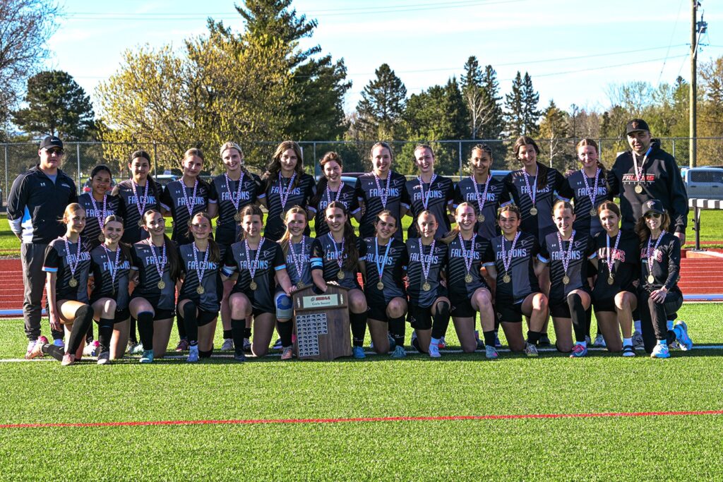 st-ignatius-girls-soccer-team-winners-group-lined-up