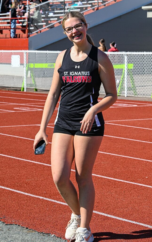 st-ignatius-track-and-field-team-girl