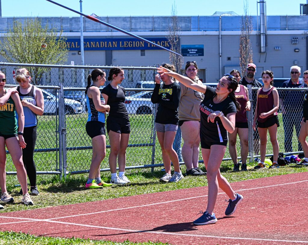 st-ignatius-track-and-field-team-girl-throwing