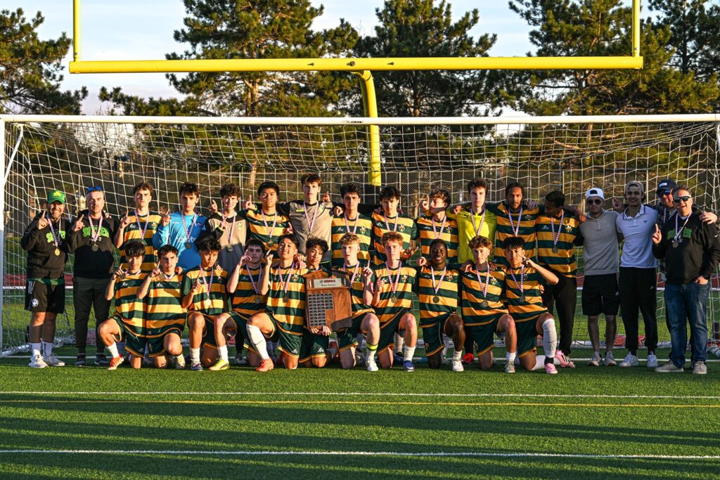 st-patrick- boys-soccer-whole-team-photo