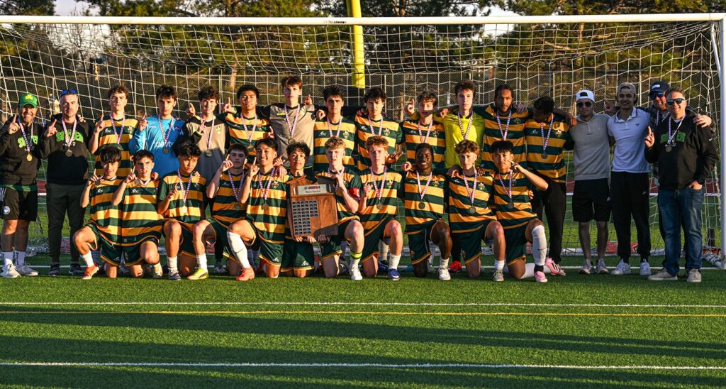 st-patrick- boys-soccer-all-team-photo