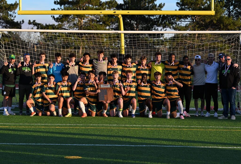 st-patrick- boys-soccer-all-team-photo