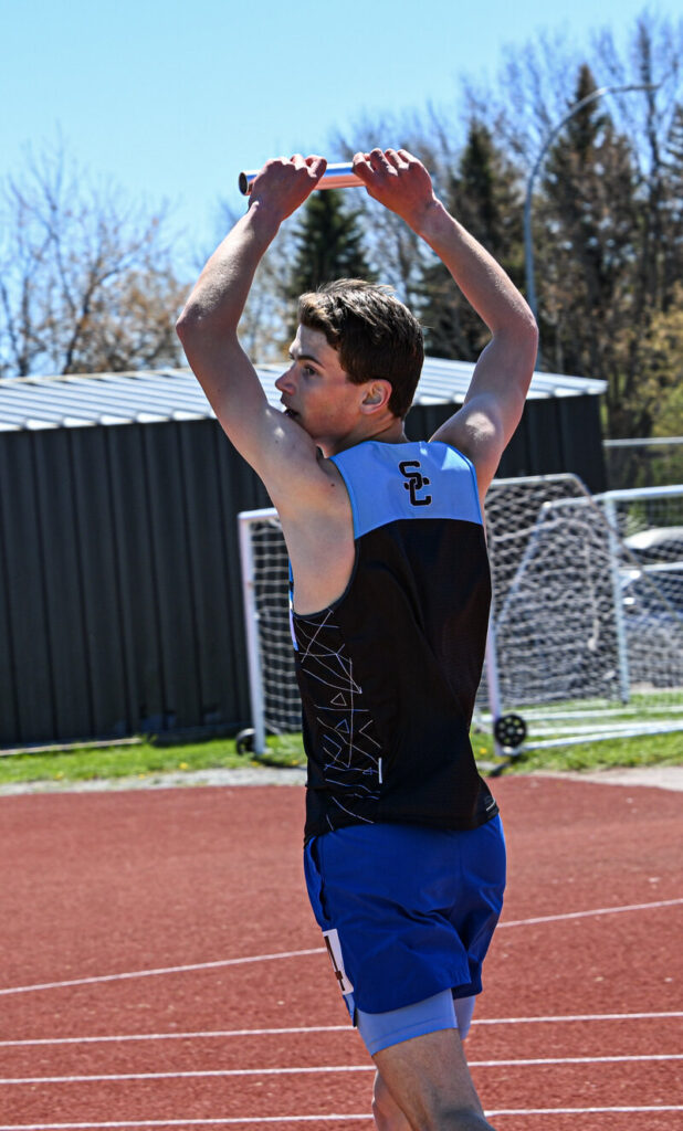superior-cvi-track-and-field-team-relay