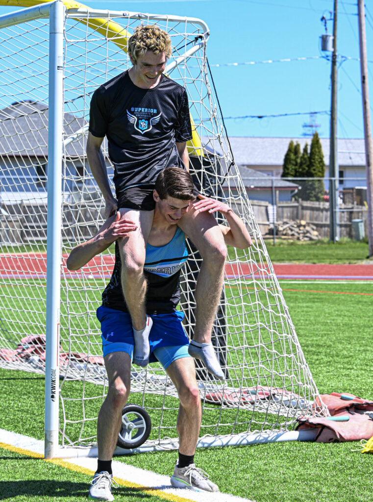 superior-cvi-track-and-field-team-two-boys
